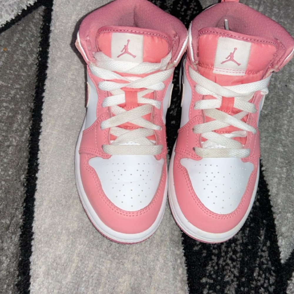 Jordan 1 mid little kids